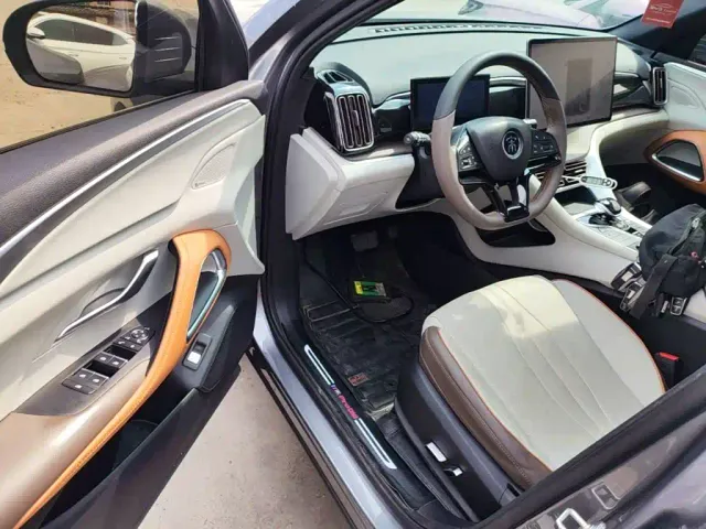 BYD Song Pro — Фото автомобиля 15