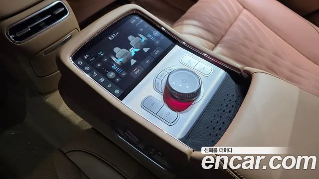 Genesis G90 Бензин 3.5 турбо AWD — Фото автомобиля 18
