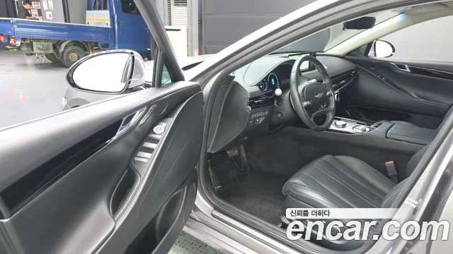 Genesis G80 Бензин 2.5 турбо 2WD — Фото автомобиля 10