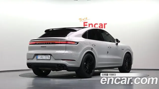 Porsche Cayenne — Фото автомобиля 2