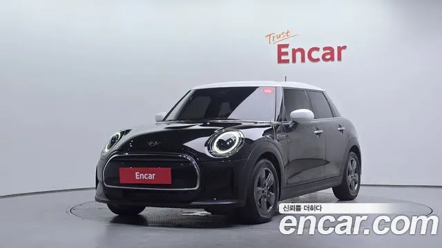 Фотография автомобиля — MINI Cooper