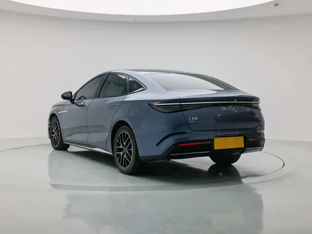BYD Seal 07 DM-i — Фото автомобиля 3