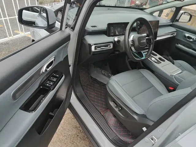 GAC Aion Y — Фото автомобиля 11