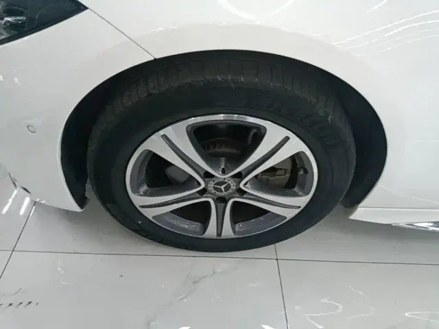 Mercedes-Benz C-Class — Фото автомобиля 22