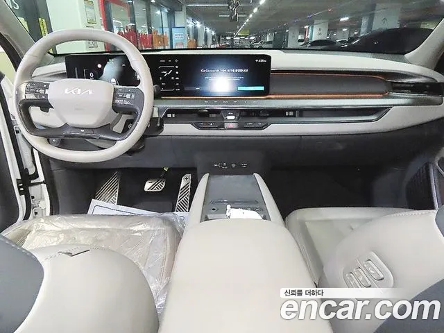 Kia EV9 — Фото автомобиля 10