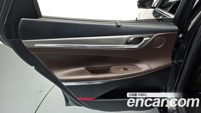 Hyundai Grandeur Grandeur (New) Hybrid — Фото автомобиля 14