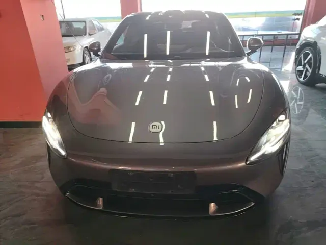 Xiaomi SU7 — Фото автомобиля 2