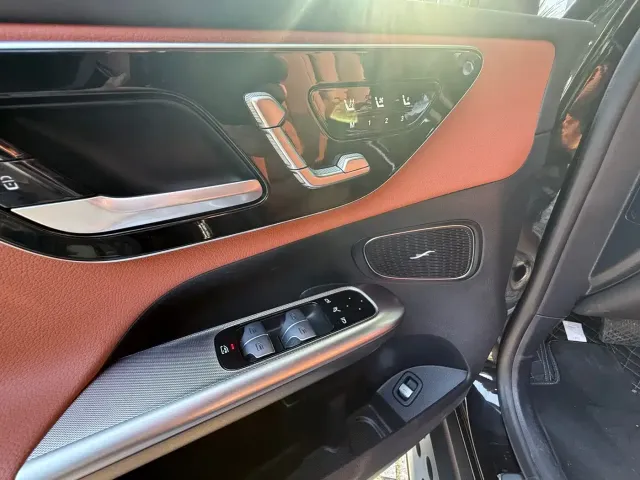 Mercedes-Benz Mercedes-Benz GLC 2025 GLC 300 L 4MATIC Dynamic 5-seater — Фото автомобиля 8