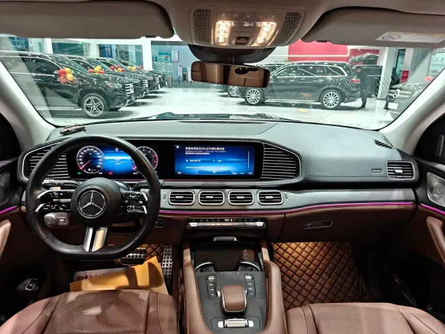 Mercedes-Benz GLS-Class — Фото автомобиля 9