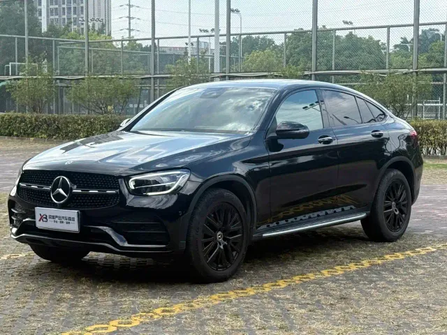 Фотография автомобиля — Mercedes-Benz GLC Coupe