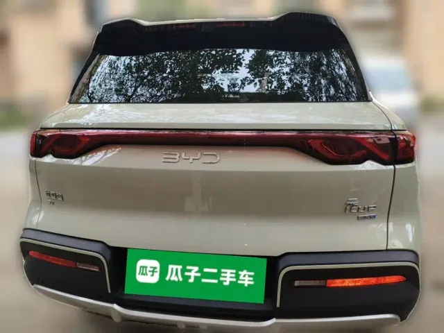 BYD Yuan UP — Фото автомобиля 3