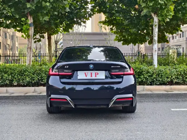 BMW i3 — Фото автомобиля 8