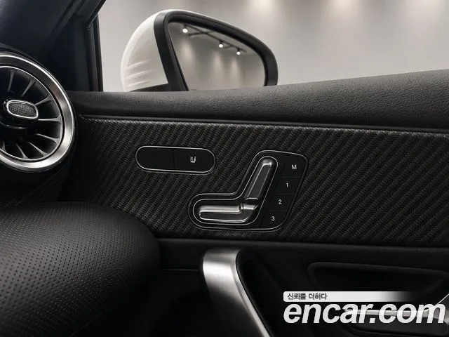 Mercedes-Benz A-Class — Фото автомобиля 14
