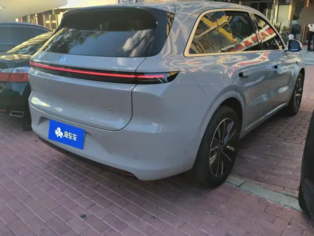 Li Auto L6 — Фото автомобиля 3