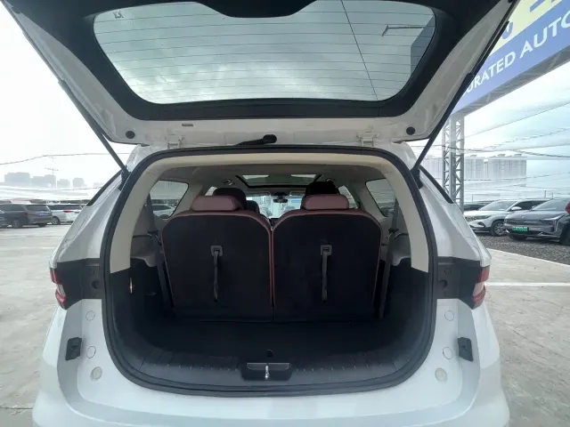 Geely Jiaji — Фото автомобиля 15