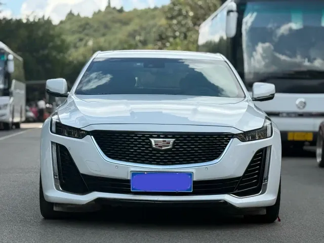 Cadillac CT5 — Фото автомобиля 2