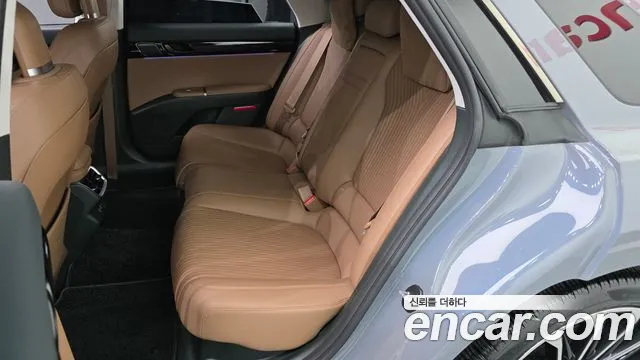 Hyundai Grandeur GN7 — Фото автомобиля 16