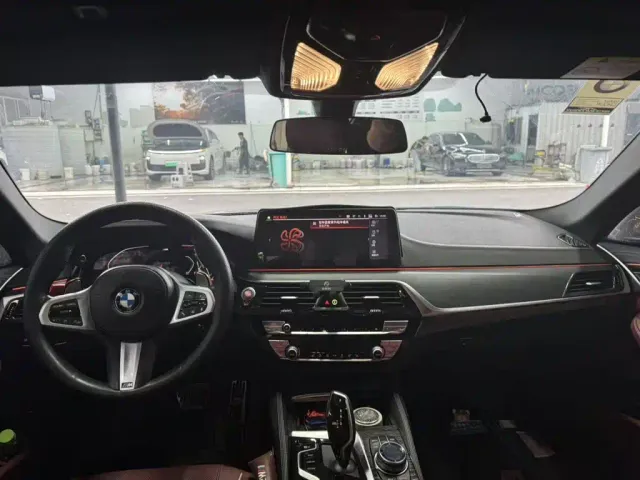 BMW 5 Series — Фото автомобиля 6