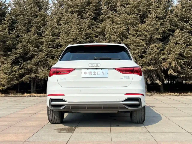 Audi Q3 — Фото автомобиля 5