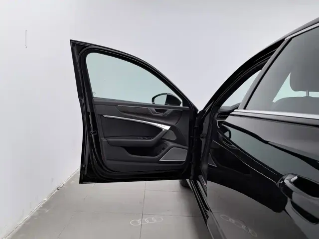 Audi A6L — Фото автомобиля 8