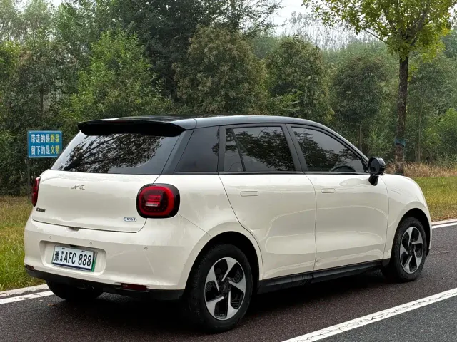 JAC Yiwei 3 — Фото автомобиля 10