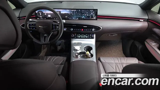 Genesis GV70 — Фото автомобиля 10