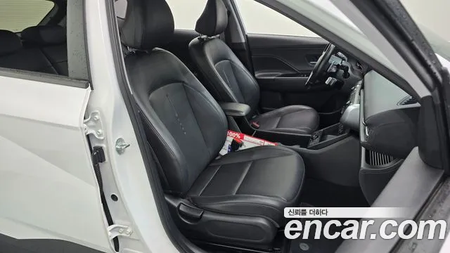 Hyundai Kona SX2 — Фото автомобиля 18