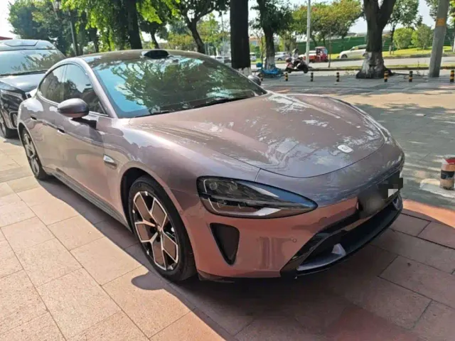 Xiaomi SU7 — Фото автомобиля 3