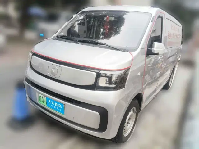 Фотография автомобиля — Changan Ruixing EM60
