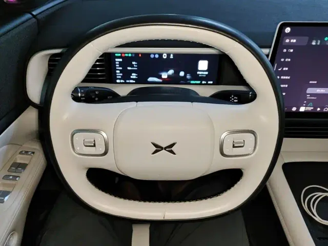 Xpeng G6 — Фото автомобиля 10