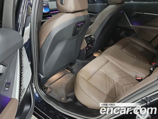 BMW 5 Series G60 — Фото автомобиля 11