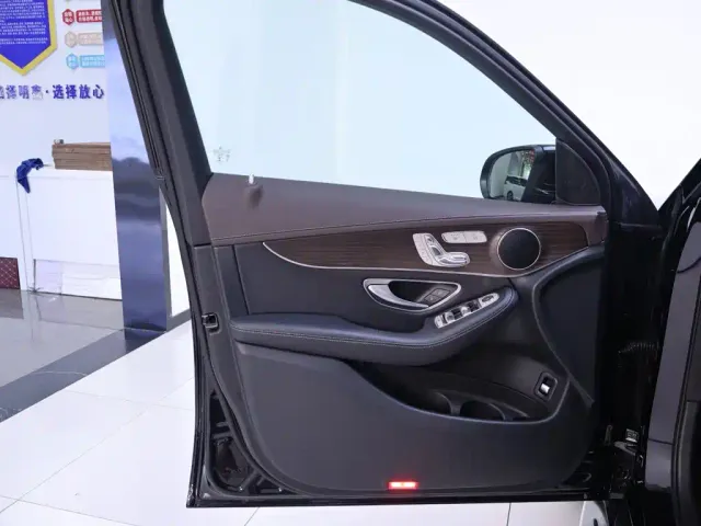 Mercedes-Benz GLC-Class — Фото автомобиля 18