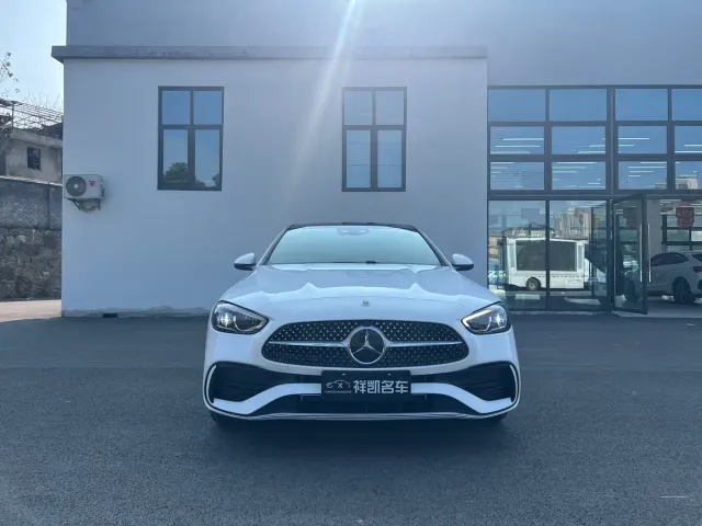 Mercedes-Benz C-Class — Фото автомобиля 2