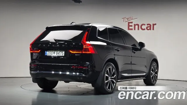 Volvo XC60 2nd Gen — Фото автомобиля 2