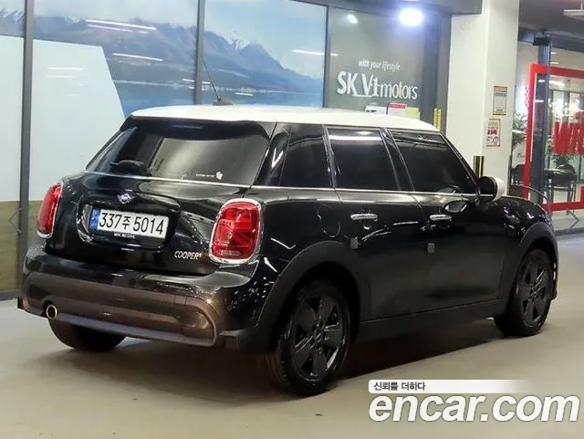 MINI Cooper — Фото автомобиля 3