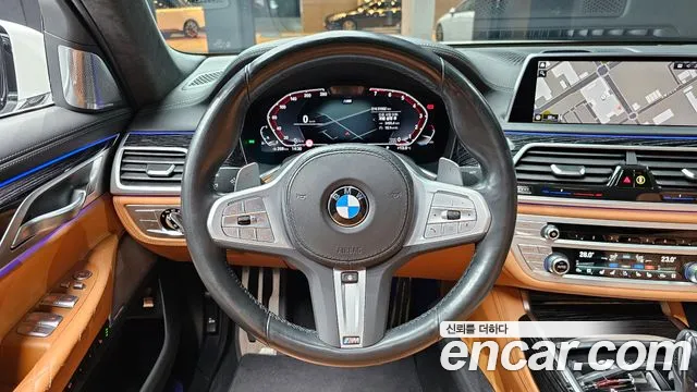 BMW 7-Series — Фото автомобиля 13