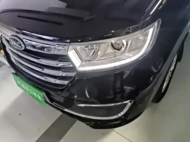 JAC Refine M3 — Фото автомобиля 23