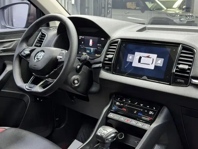 Skoda Karoq — Фото автомобиля 13