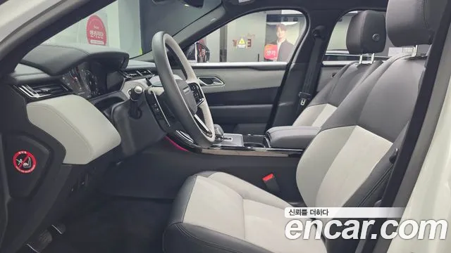 Land Rover Range Rover Velar Range Rover Velar 2.0 P250 Dynamic SE — Фото автомобиля 3