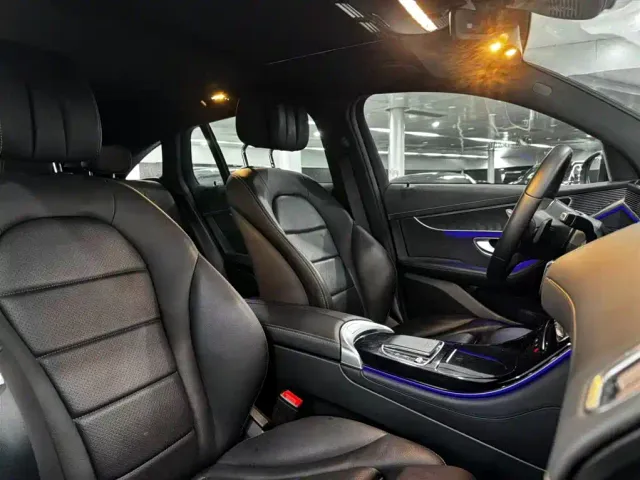 Mercedes-Benz EQC — Фото автомобиля 20