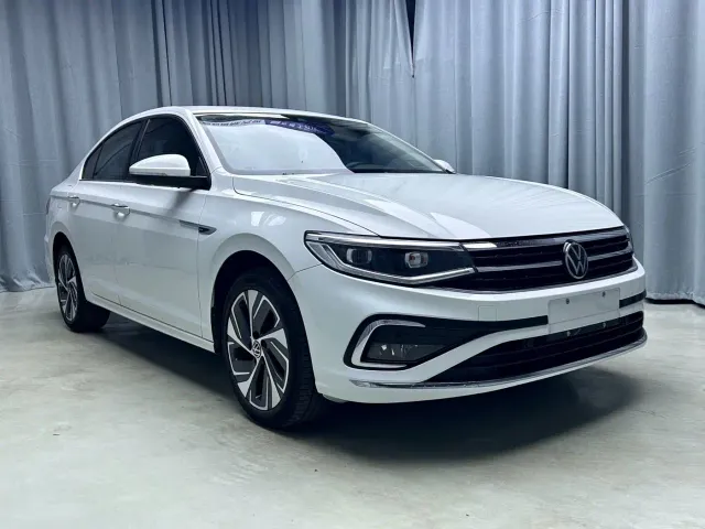 Volkswagen Bora — Фото автомобиля 3
