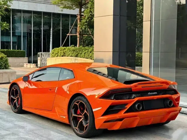 Lamborghini Huracan — Фото автомобиля 7