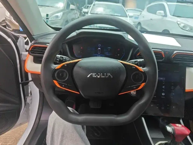Dongfeng Yixuan — Фото автомобиля 10