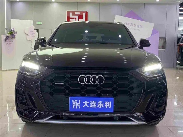 Audi Q5L — Фото автомобиля 2
