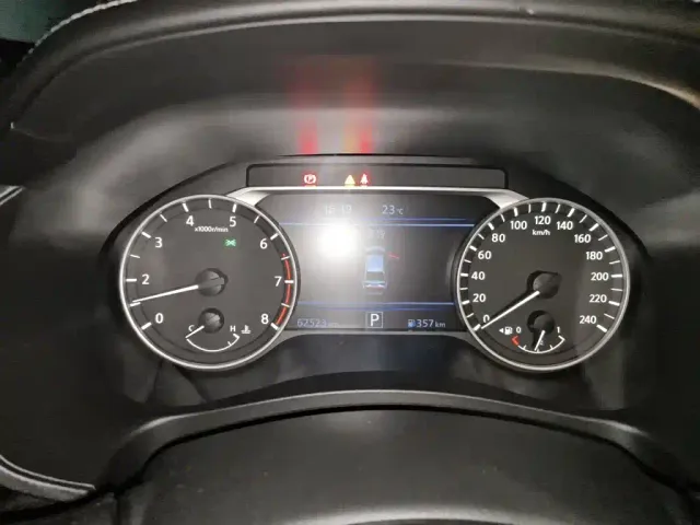 Nissan Teana — Фото автомобиля 12