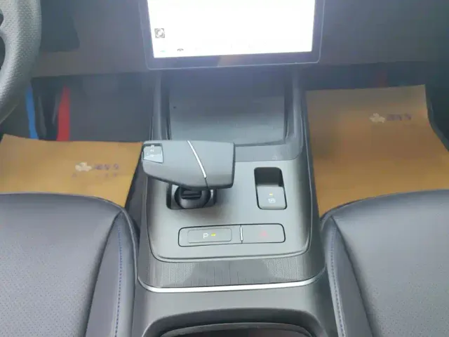 Changan Eado — Фото автомобиля 16