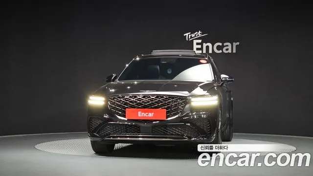 Genesis GV70 — Фото автомобиля 3