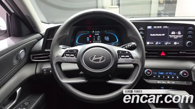 Hyundai Avante — Фото автомобиля 19