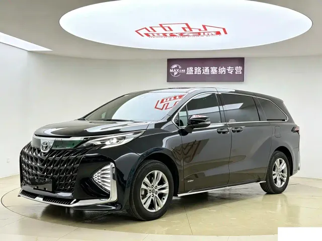 Фотография автомобиля — Toyota Sienna