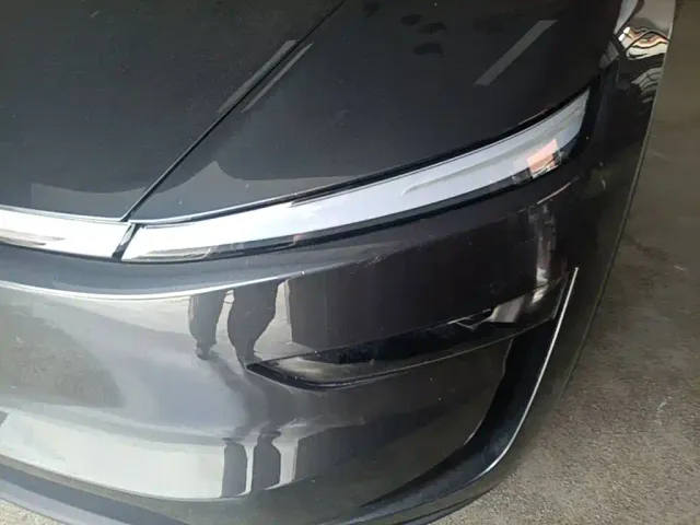 Tesla Model Y — Фото автомобиля 23